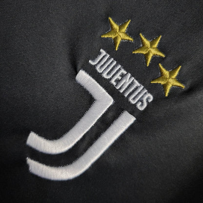 Juventus FC 2019/20 Home Kit